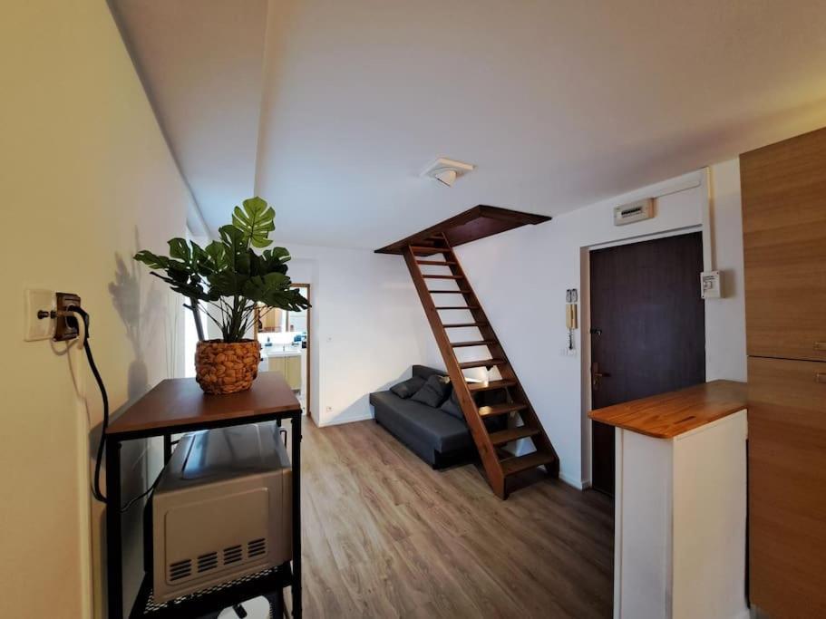 Ferienwohnung Istanbul - 150M De La Gare Reims Exterior foto